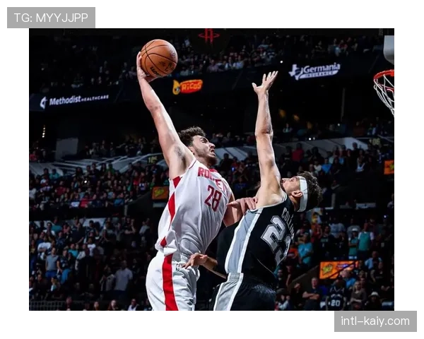 火箭主场125-105击败爵士：申京30分15篮板展现全明星实力